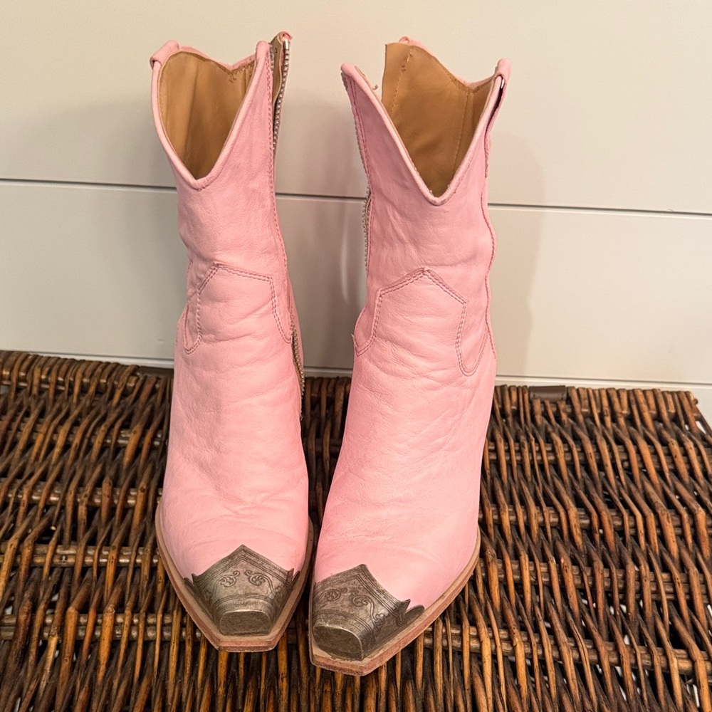Pink Western-Style Women's Boots